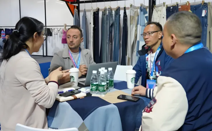 De ce să surseze haine din China 